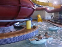 Holiday Inn/Amish Inn Splash Universe Water park