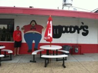 Woodys Drive In